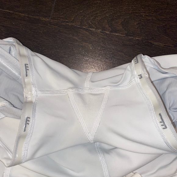 Lululemon Pace Rival White Skirt Size 2 Used *missing the logo* - Picture 5 of 5